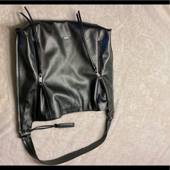 Metallic Green Shoulder Bag - Picture 2 of 4